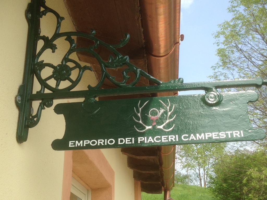 Foresteria Dei Piaceri Campestri Casciago Εξωτερικό φωτογραφία